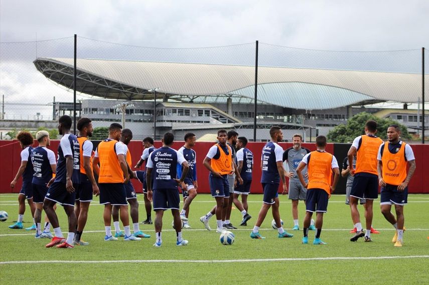 Panamá - Martinica: Posible XI de Thomas Christiansen