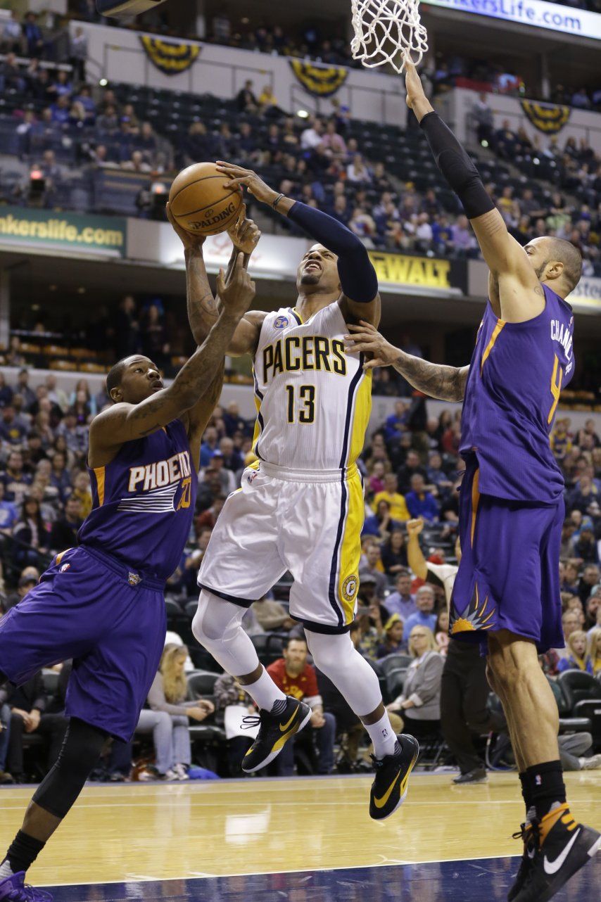 Con 21 puntos de George, Pacers doblegan a Suns
