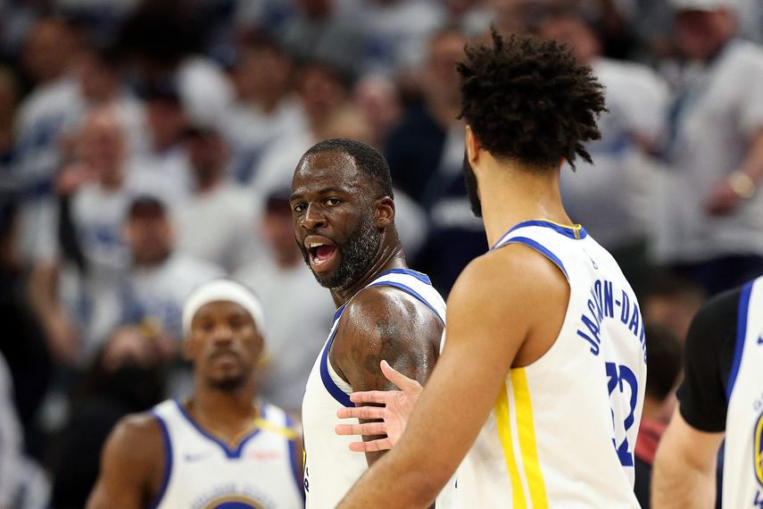 NBA: Draymond Green fue multado por comentario inapropiado