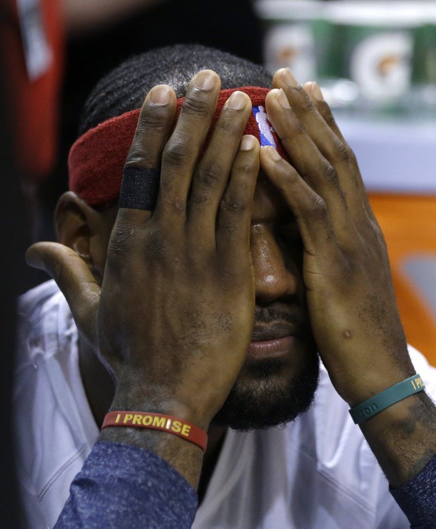 Heat le pega a LeBron en su regreso a Miami