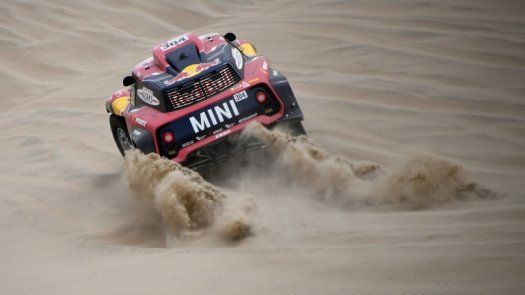 El francés Peterhansel vence en la tercera etapa del Dakar-2019