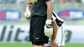 Moggi involucra a otros equipos en escándalo del fútbol italiano