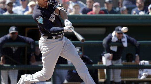 Stanton pega doblete en la victoria de los Yanquis