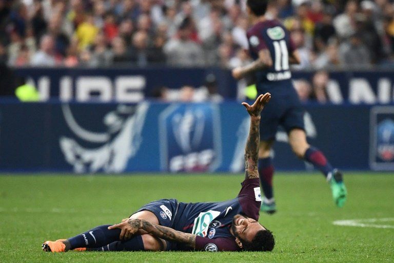 Dani Alves se pierde el Mundial por lesión en rodilla