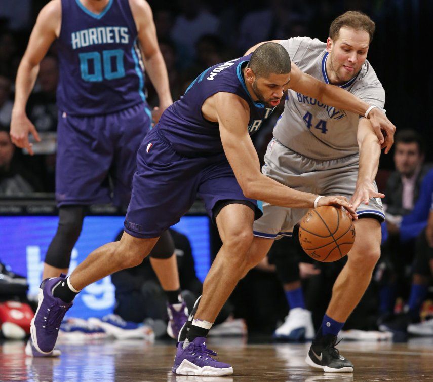 Batum anota 23 y Hornets superan a Nets