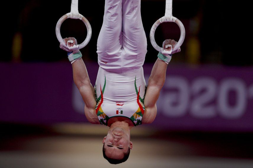 Mexicano De Luna gana oro en gimnasia al superar a campeón