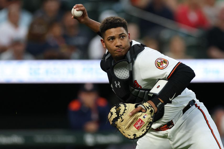 MLB: Dominicano Samuel Basallo acuerda extensión millonaria con Orioles