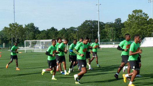 Panamá entrena otra vez al completo en Kansas City