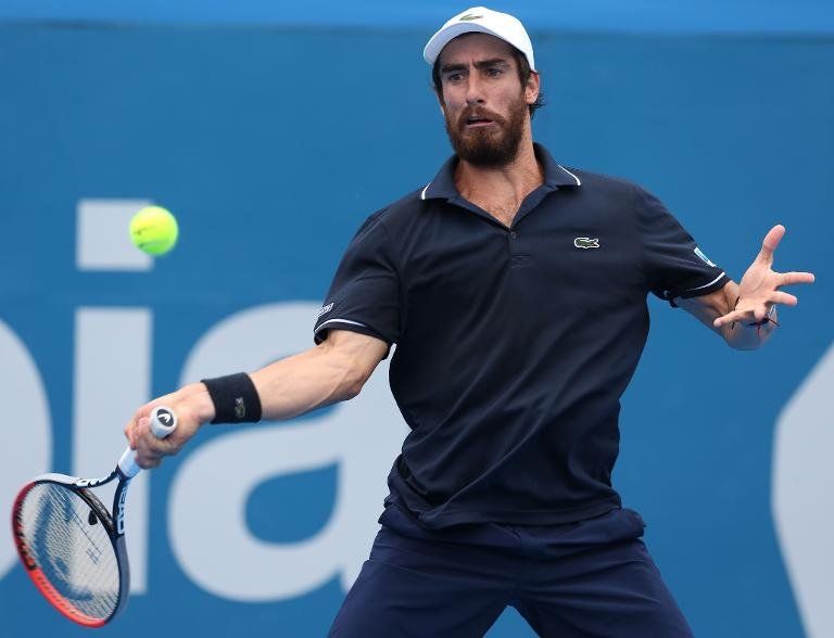 El uruguayo Cuevas y el argentino Mayer a segunda ronda en Sídney