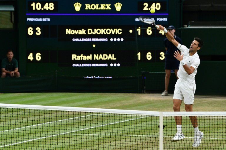 La semifinal de Wimbledon Nadal-Djokovic se aplaza por el toque de queda