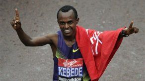 Etí­ope Kebede pone fin al reinado keniano en maratón de Londres