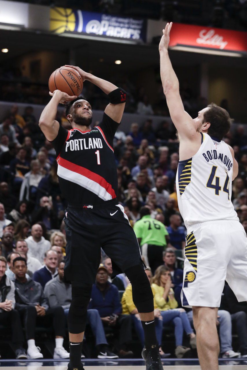 Collins anota 17 y Blazers derrotan a Pacers