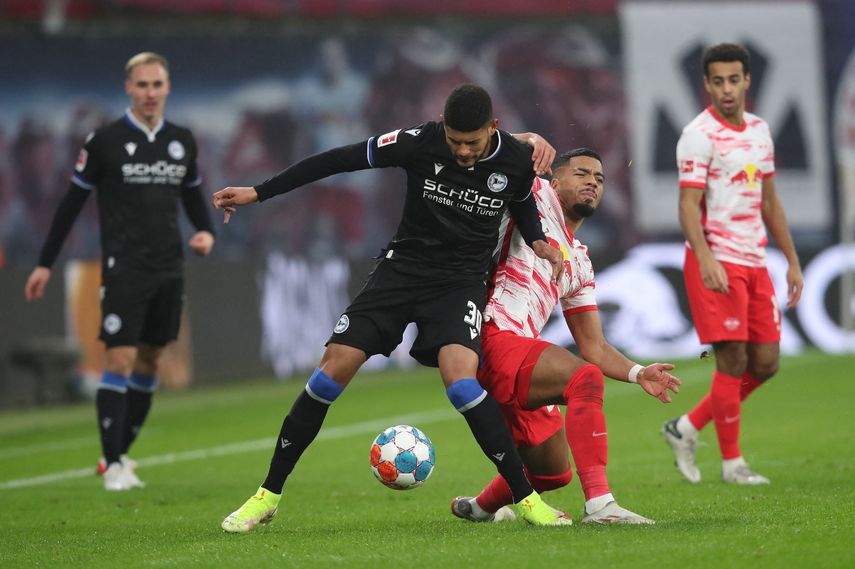 Andrés Andrade está disponible para el Arminia este fin de semana ante Leverkusen en la Bundesliga