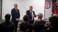 FC Barcelona: Joan Laporta visita a los jugadores a y Hansi Flick FC Barcelona: Joan Laporta visita a los jugadores a y Hansi Flick