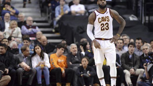 Otra paliza a LeBron y Cavs; Raptors se imponen