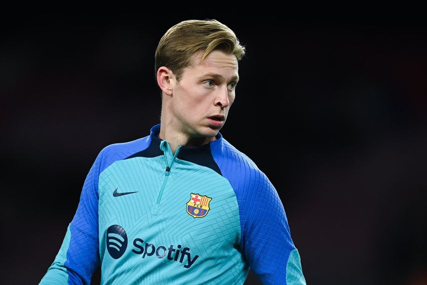Frenkie De Jong y Bergwijn se caen de la concentración de Países Bajos