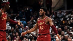 Donovan Mitchell brilló en noche en homenaje a Panamá en la NBA