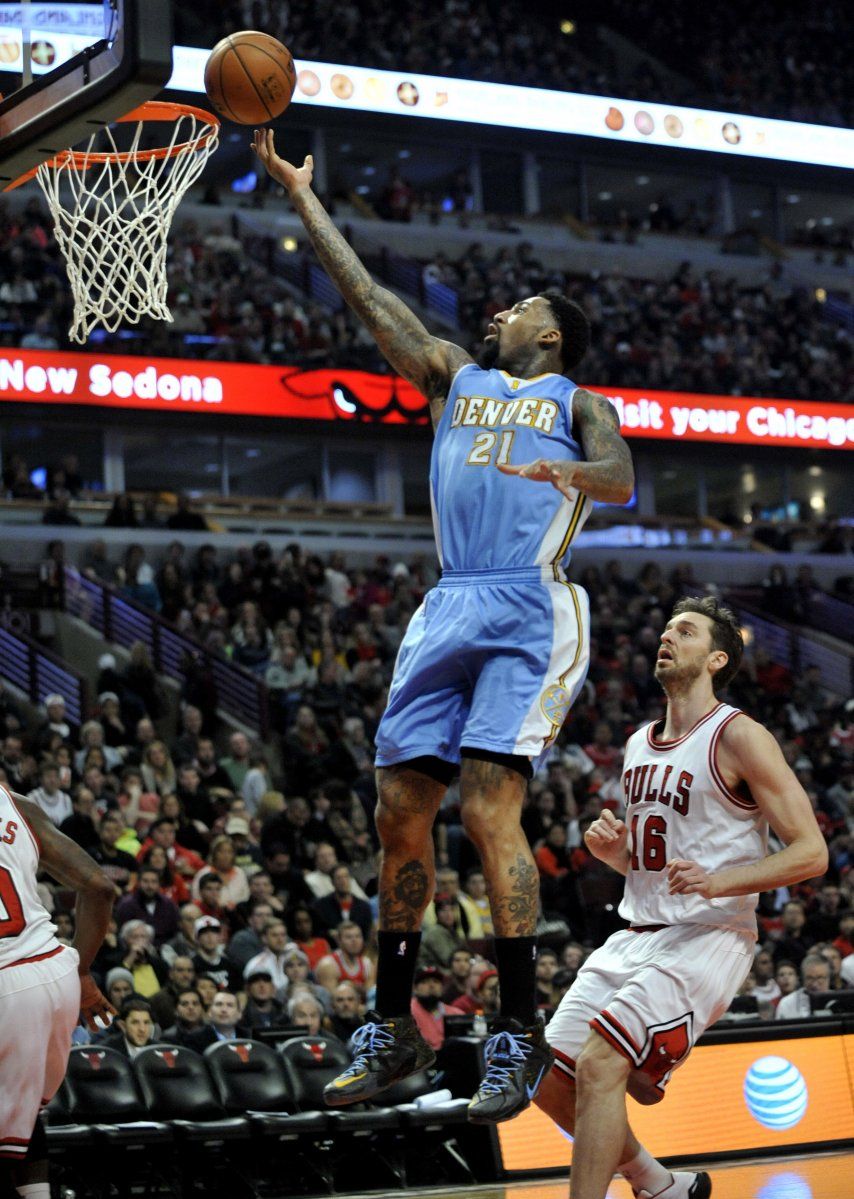 Rose lidera a Bulls ante Nuggets en su 1er partido de 2015