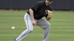Yanquis adquieren a Neil Walker por 4 millones y 1 año