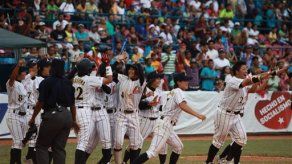Japón derrota a Australia en mundial de béisbol