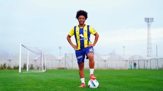 Marta Cox jugará en la primera división de Turquía con Fenerbahce