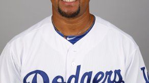 Dodgers dan de baja a Miguel Olivo
