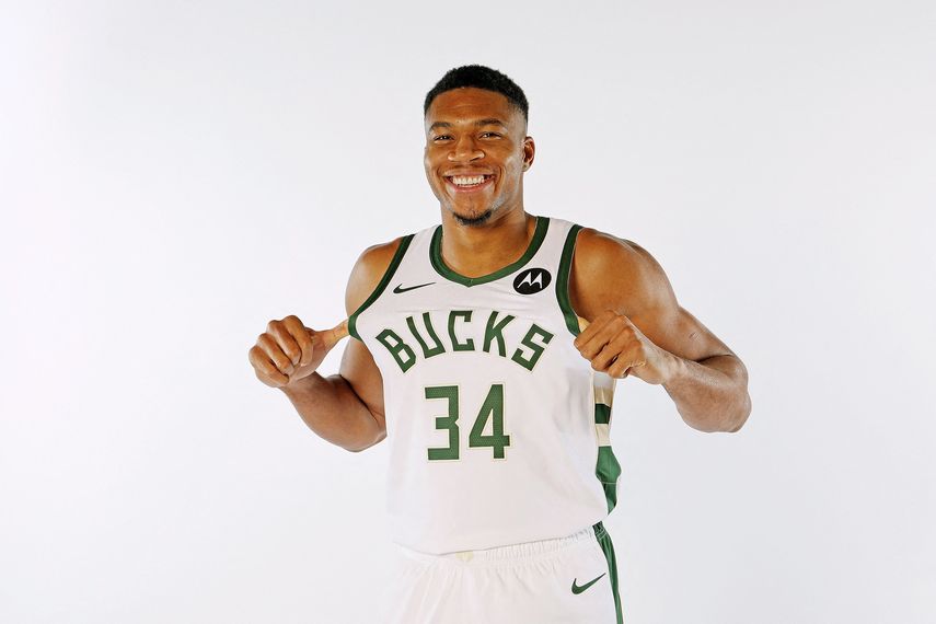 NBA: La estrella Giannis Antetokounmpo acuerda extensión con los Bucks
