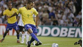 Mundial: Brasil vence 3-1 a Argentina y se clasifica