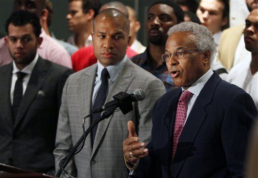 NBA: Jugadores no presentan nueva propuesta económica
