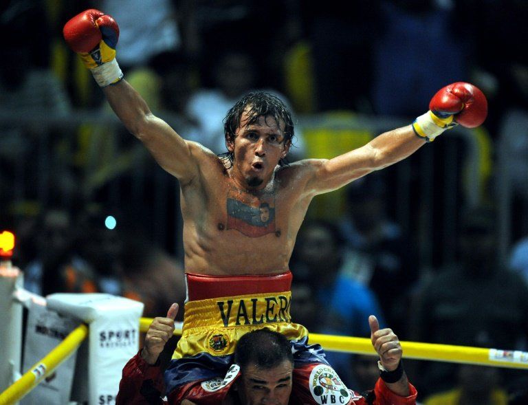 La polémica persigue a mítico boxeador venezolano aún después de su muerte