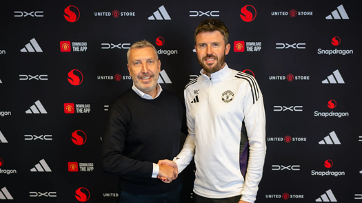 Michael Carrick será el técnico permanente del Manchester United Michael Carrick será el técnico permanente del Manchester United