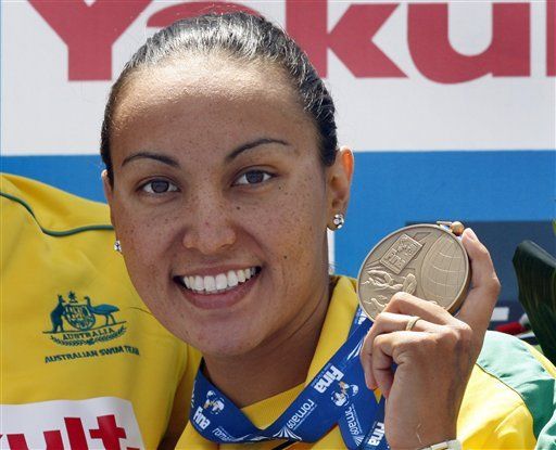 Brasileña gana el bronce en cinco kilómetros de natación