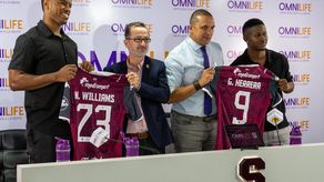 El Saprissa ficha a los panameños Gustavo Herrera y Newton Williams