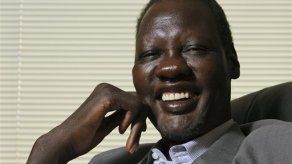 Ex centro de la NBA Manute Bol hospitalizado por falla renal