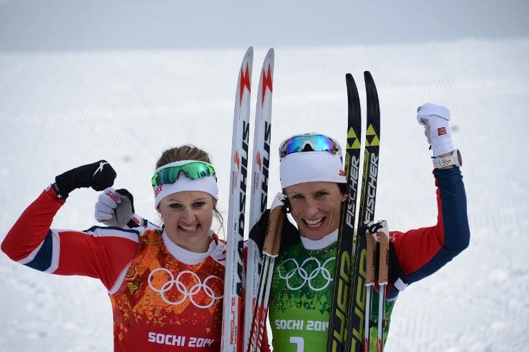 Noruega se lleva el oro olímpico en los relevos femeninos de esquí de fondo