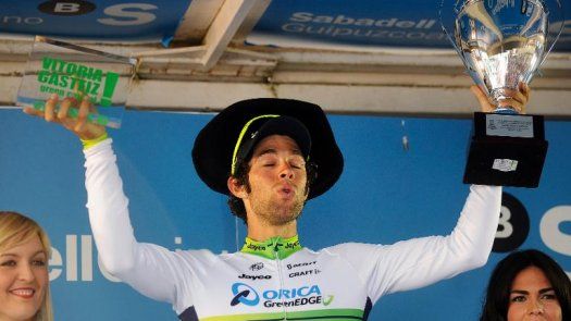 El australiano Matthews gana al sprint la tercera etapa de la Vuelta al País Vasco