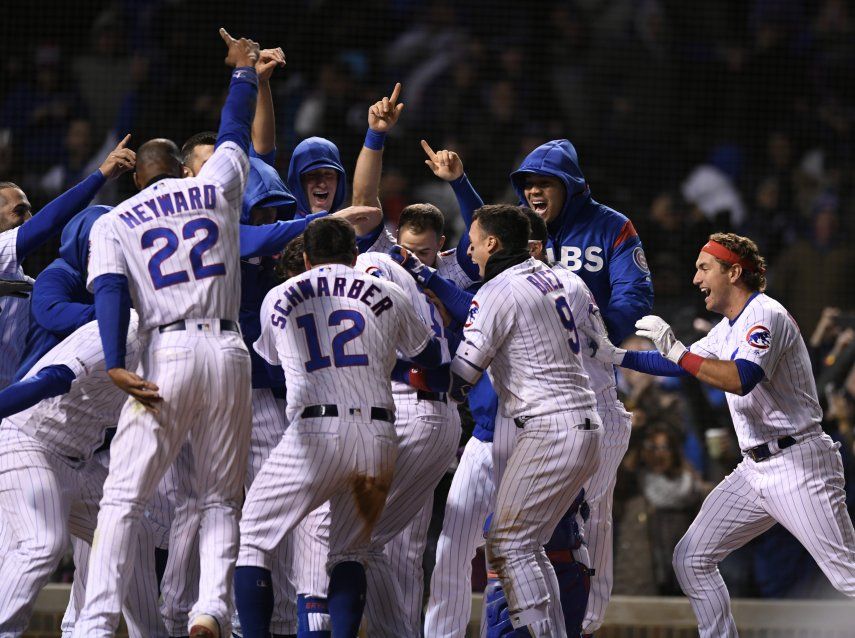Cachorros vencen a Marlins con jonrón de Bryant en la 9na