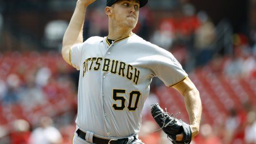 Con la ayuda de Taillon, Piratas frenan a Cardenales