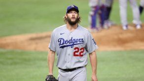MLB: Clayton Kershaw activado para lanzar contra Arizona