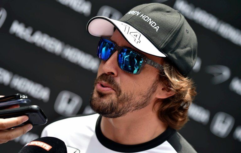 El español Fernando Alonso, piloto de McLaren, en breve