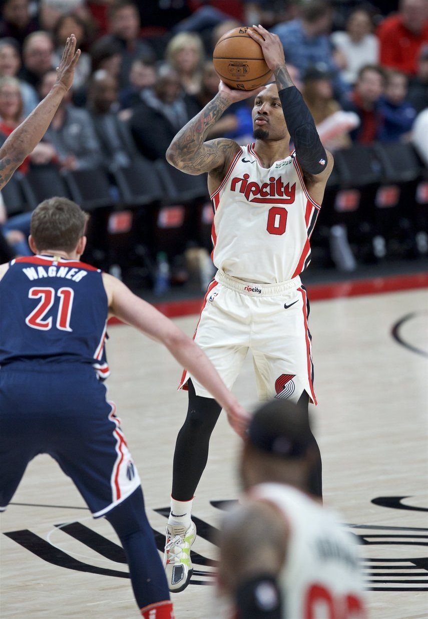 Lillard anota 22 en su regreso, Blazers derrotan a Wizards
