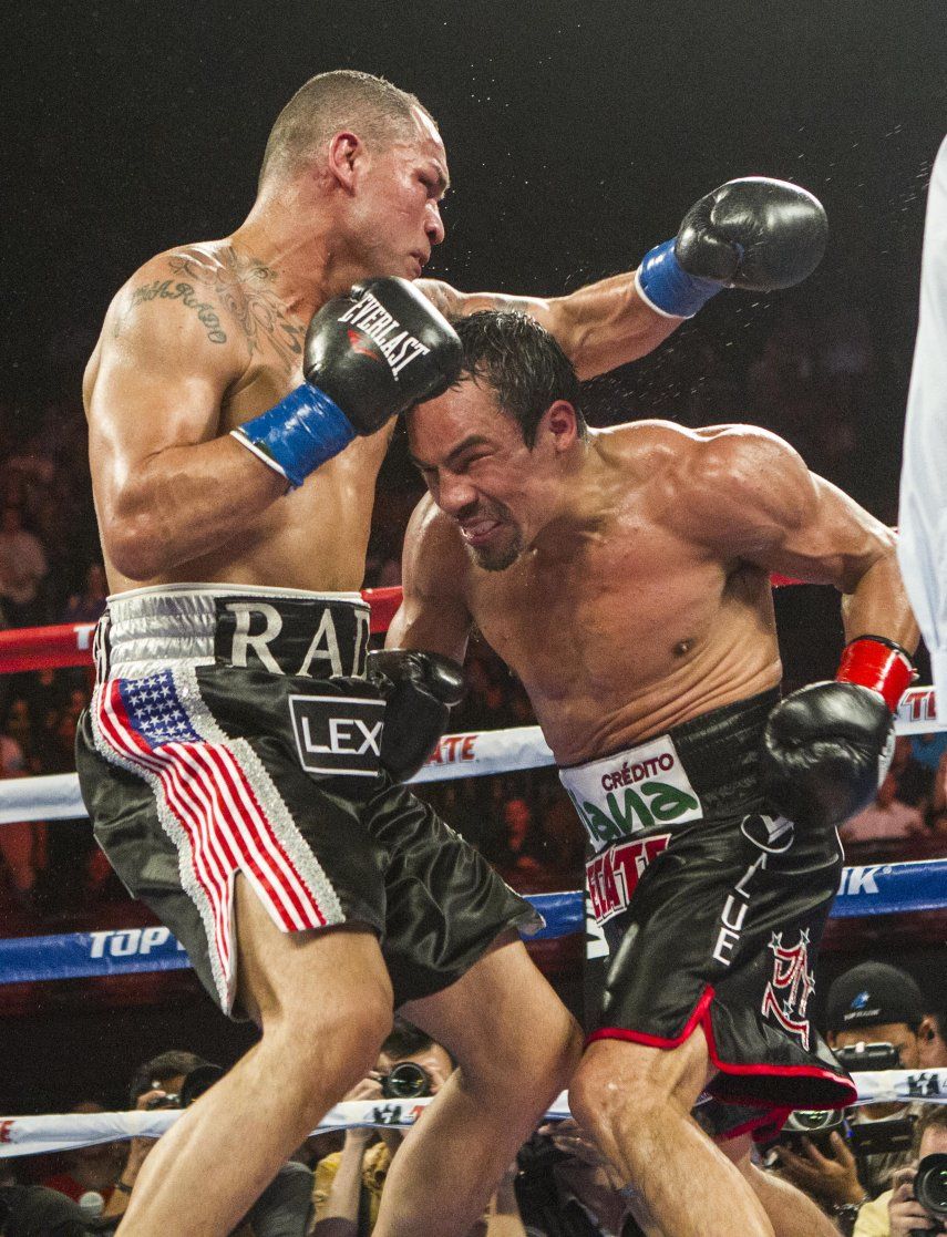 Juan Manuel Márquez domina a Mike Alvarado