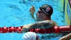 El británico Adam Peaty se impone en 100 m braza de los Mundiales de natación
