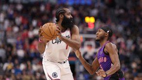 NBA: James Harden en busca de superar récord de triples de Ray Allen