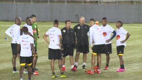 Mundial: Panamá quiere cortar largo dominio tico