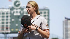 MLB: Gigantes entrevistan a Alyssa Nakken para puesto de manager