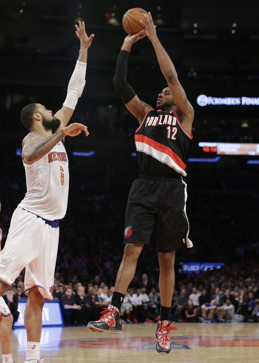 Pese a pobre ofensiva, Portland vence a Knicks