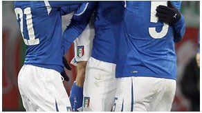 Balotelli abre triunfo de Italia sobre Polonia en amistoso