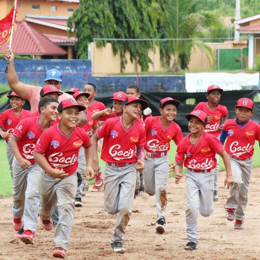 Coclé y Chiriquí por el título U10 de Béisbol