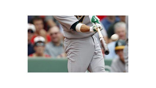 MLB: Atléticos 9, Medias Rojas 8; Oakland pega 4 jonrones